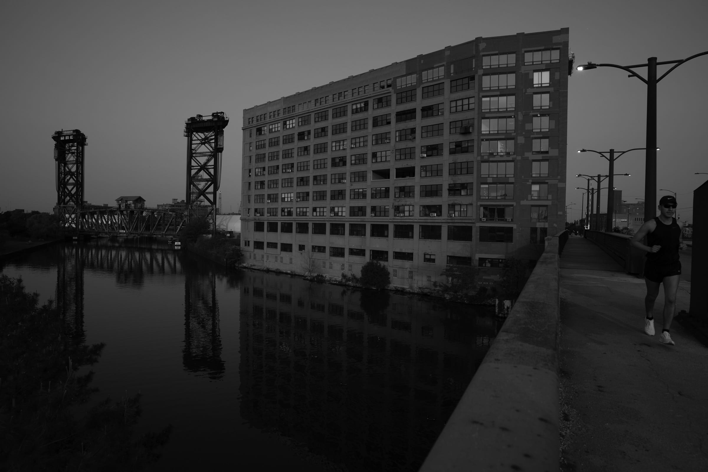 CFASelects 127 Bw Web